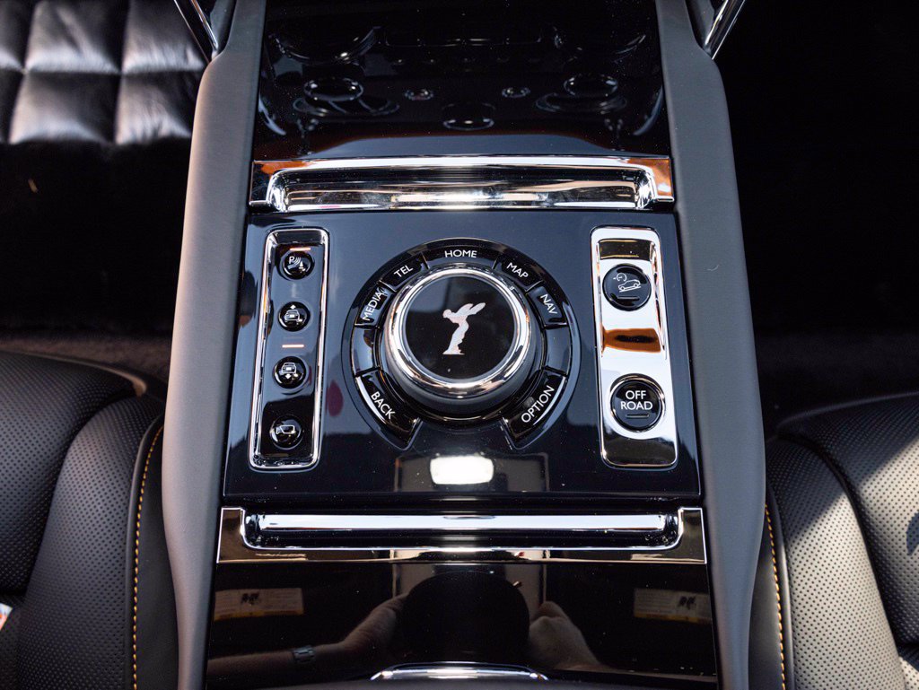 New 2027 Rolls-Royce Cullinan AWD/4WD image 41