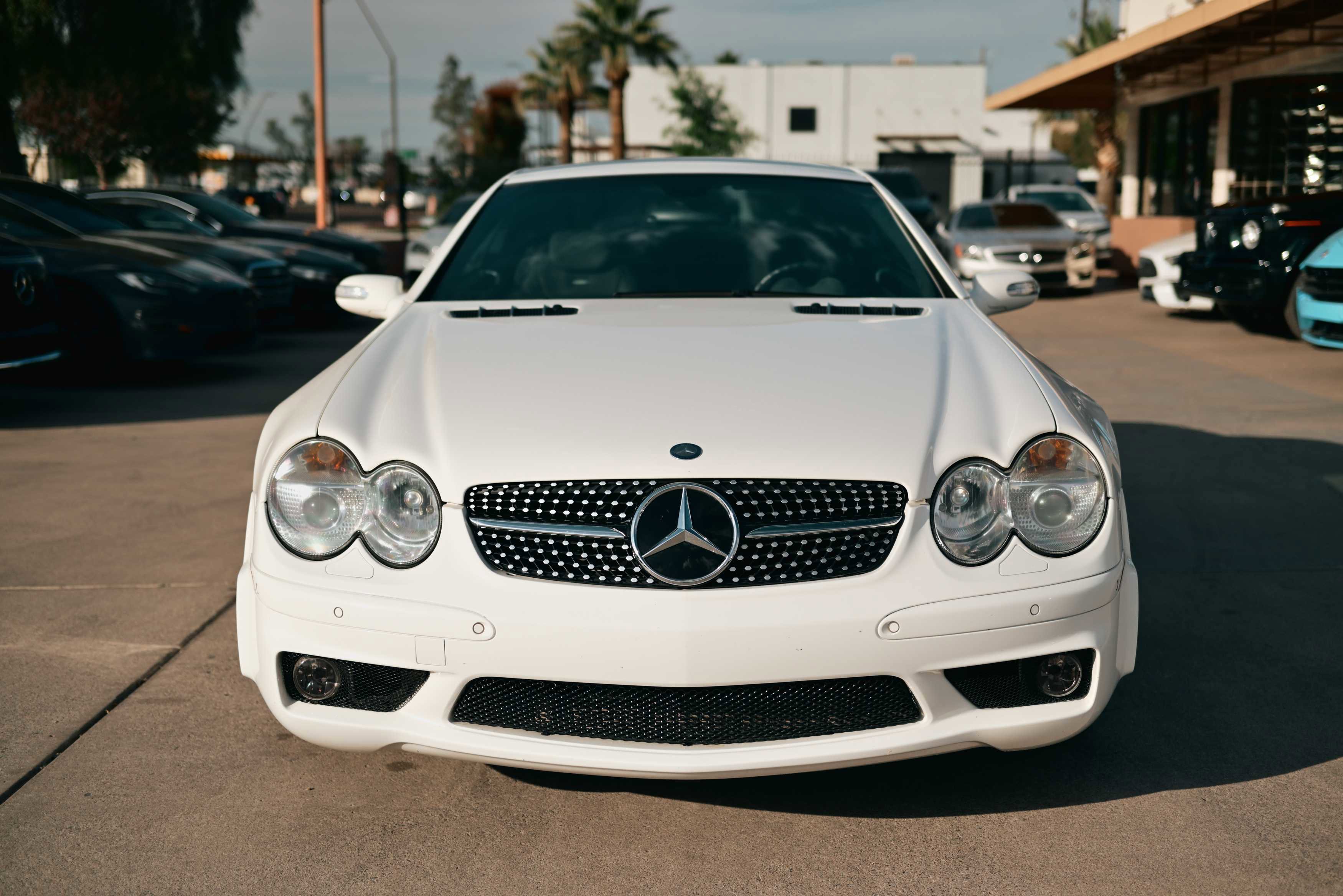 Used 2005 Mercedes-Benz SL 65 AMG image 2