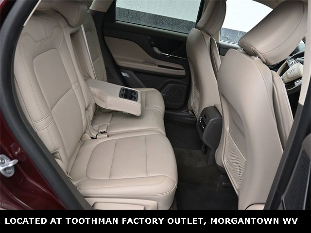 Used 2021 Lincoln Corsair AWD w/ Equipment Group 101A image 8