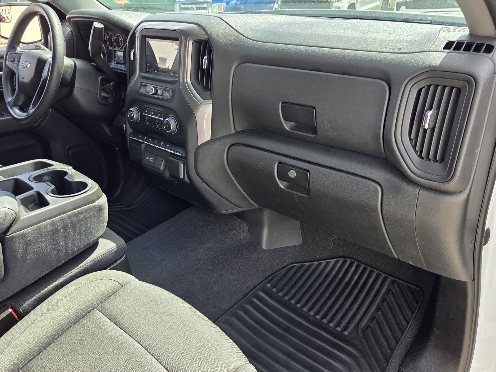 Used 2022 Chevrolet Silverado 1500 Custom RWD image 17