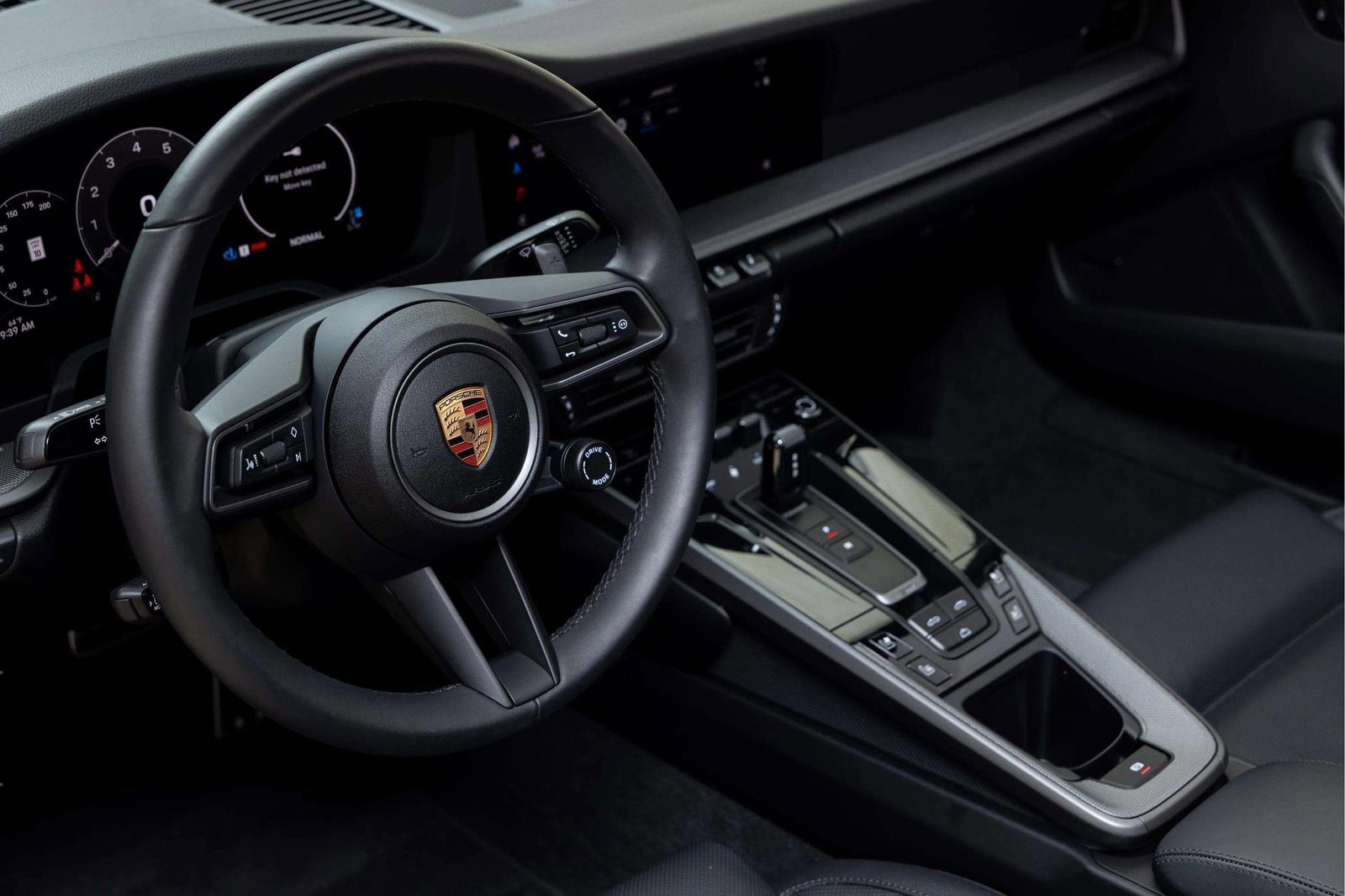 Used 2025 Porsche 911 Carrera image 28