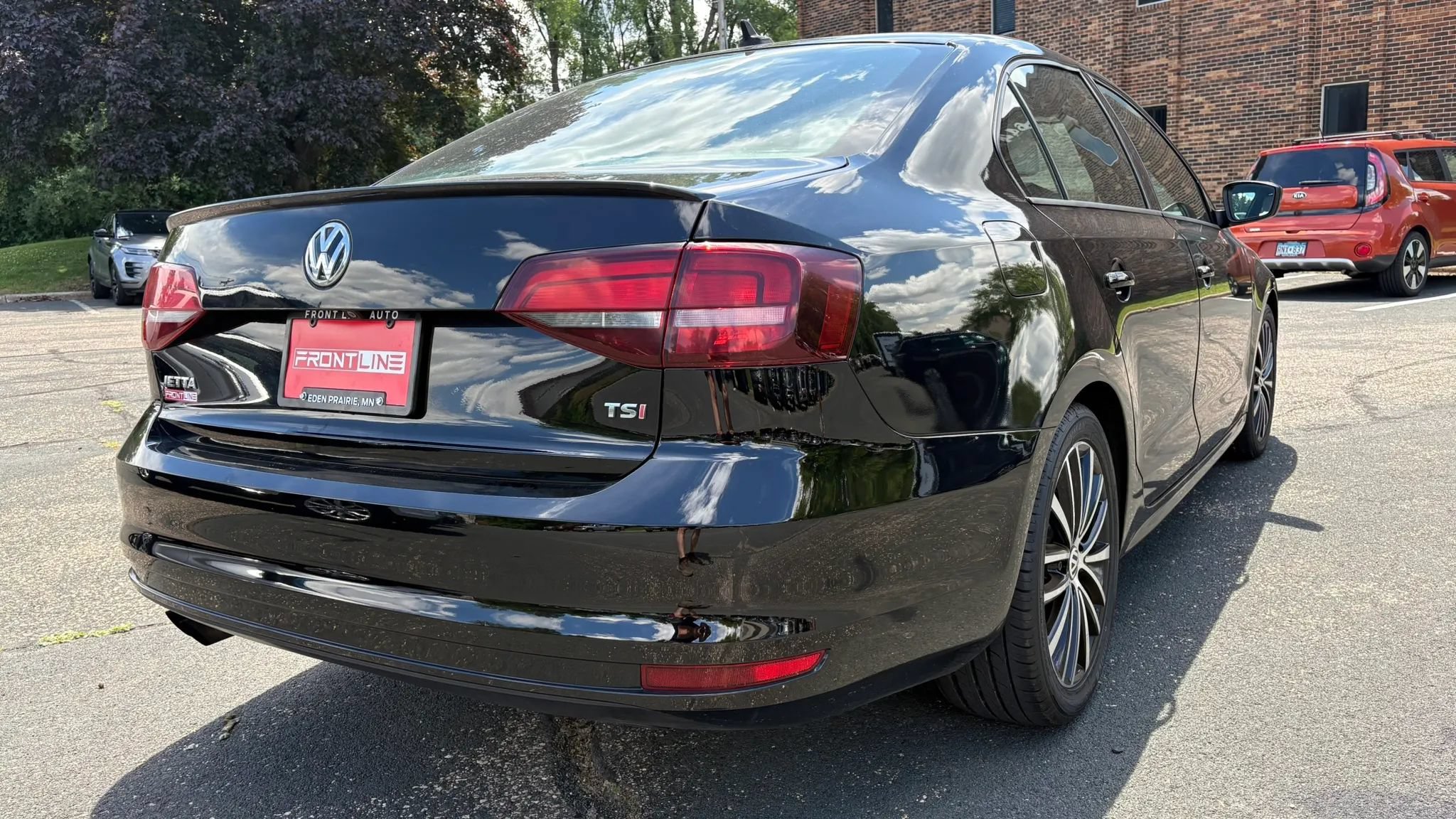 Used 2016 Volkswagen Jetta Sport FWD image 9