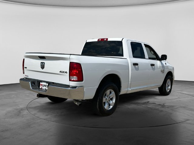 Used 2022 RAM 1500 Classic SLT w/ Protection Group AWD/4WD image 9