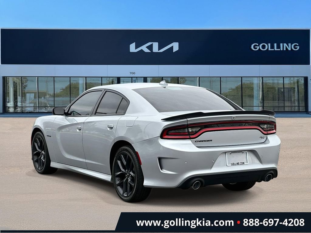 Used 2022 Dodge Charger R/T w/ Blacktop Package RWD image 4