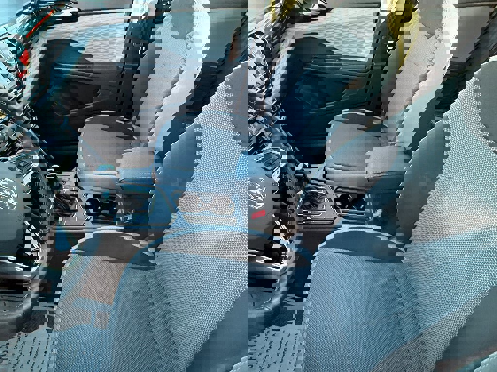 Used 2024 Volkswagen Taos S image 15