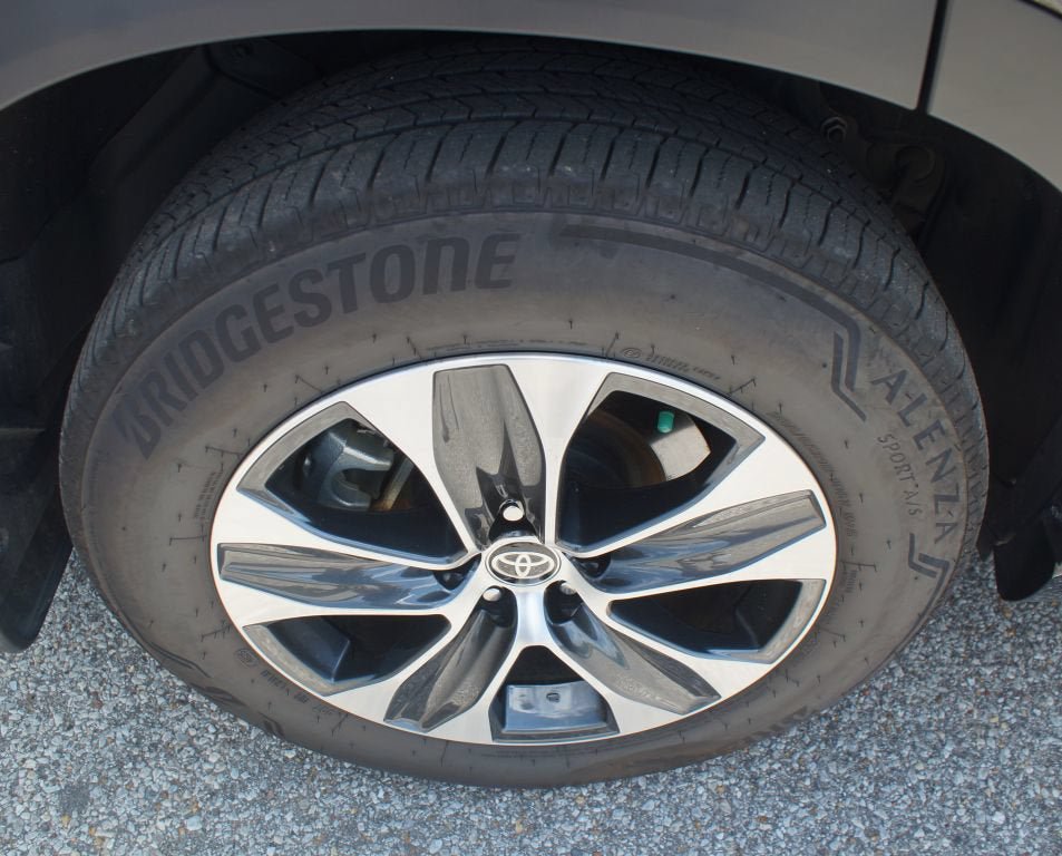 Certified 2026 Toyota Highlander XLE AWD/4WD image 29