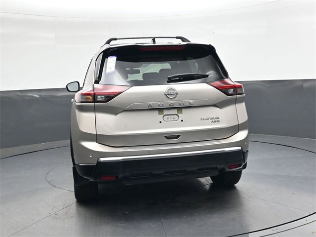 New 2026 Nissan Rogue Platinum image 5