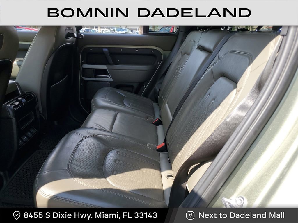 Used 2020 Land Rover Defender 110 SE image 10