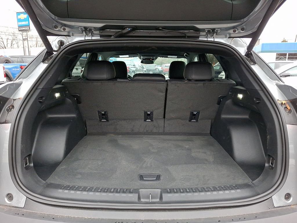 Used 2025 Chevrolet Blazer EV LT AWD/4WD image 28