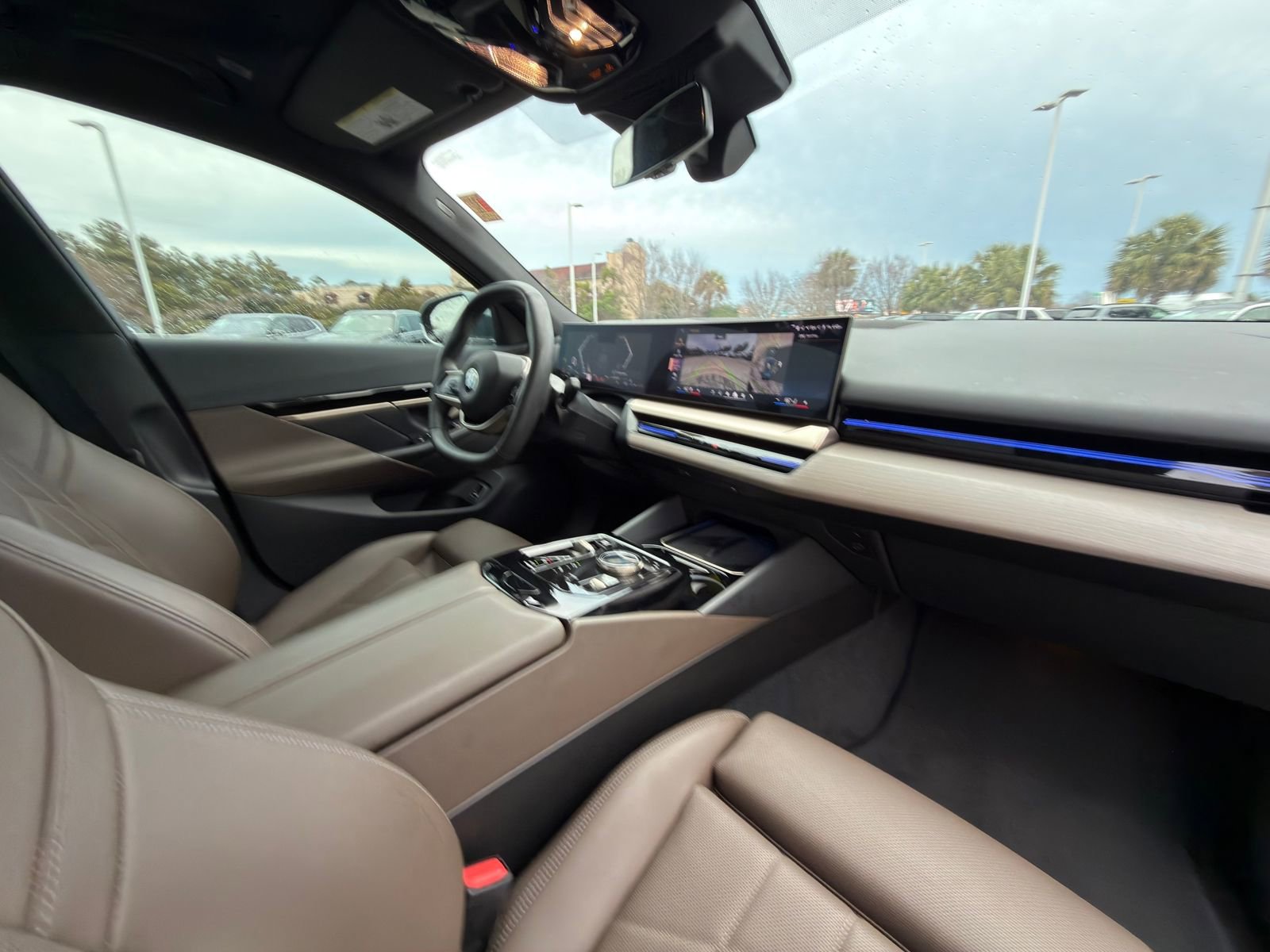 Certified 2024 BMW 530i w/ Premium Package image 19