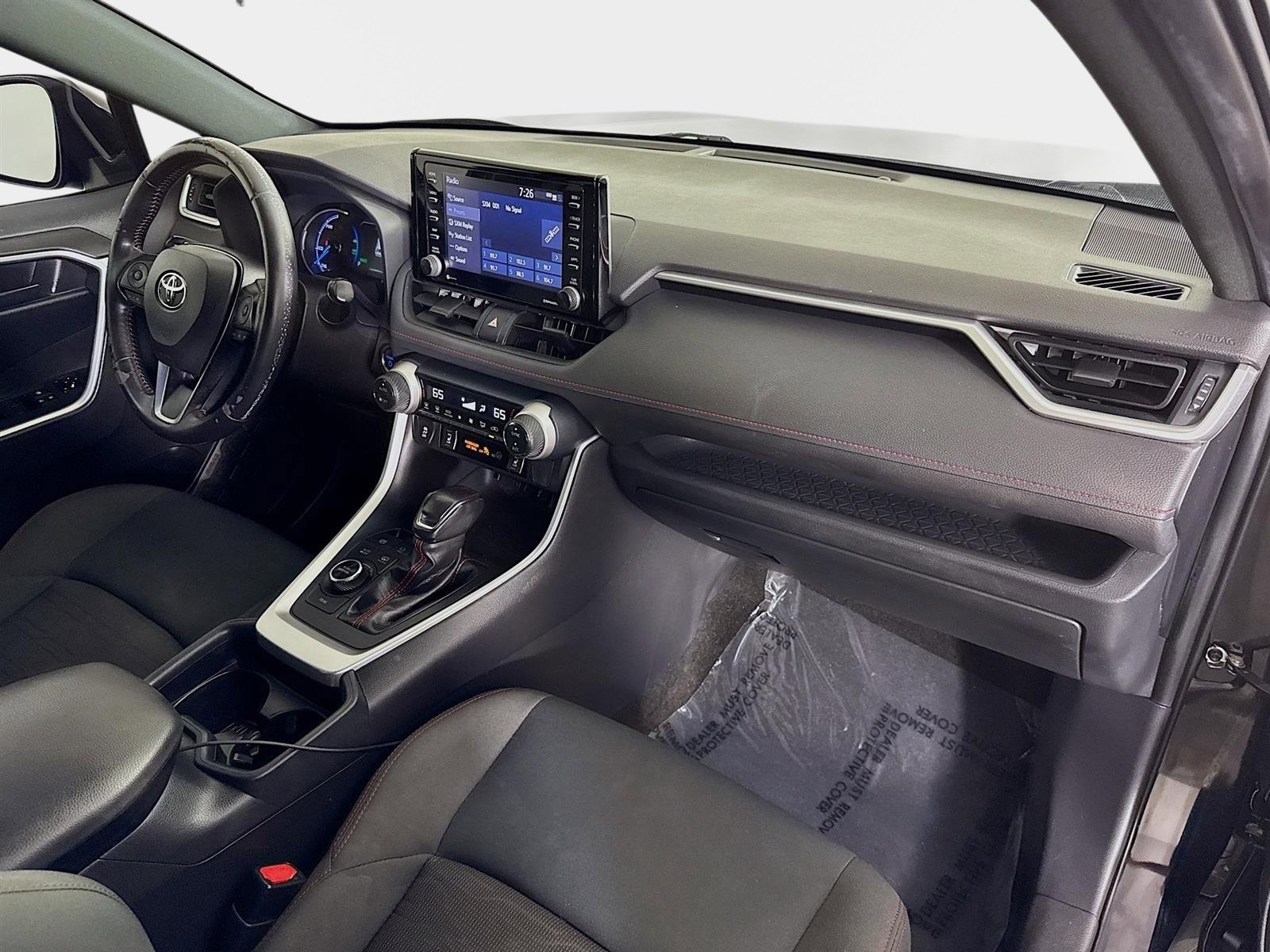 Used 2021 Toyota RAV4 SE w/ Weather & Moonroof Package AWD/4WD image 30