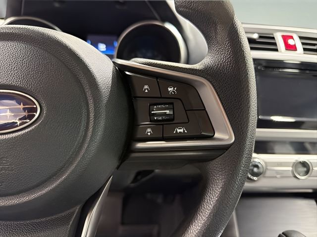Used 2019 Subaru Outback 2.5i AWD/4WD image 18