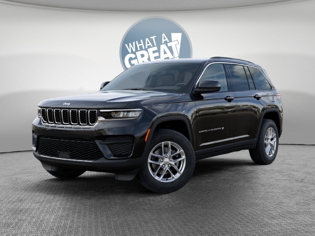 New 2026 Jeep Grand Cherokee Laredo X AWD/4WD image 2