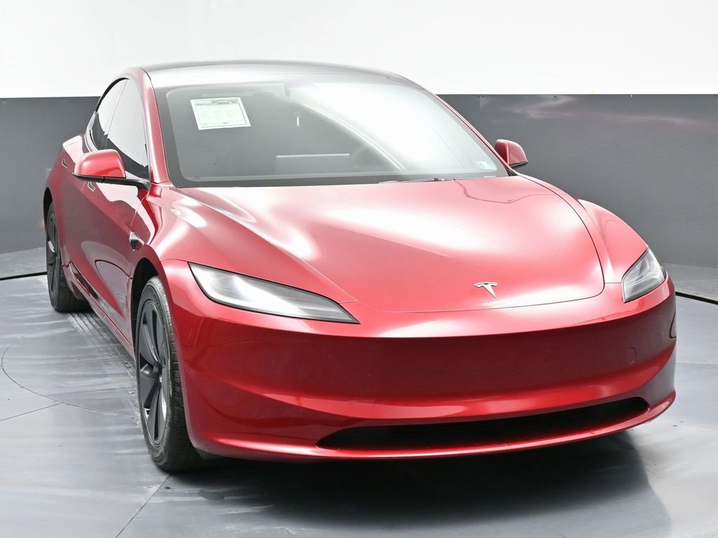 Used 2024 Tesla Model 3 Standard Range image 3