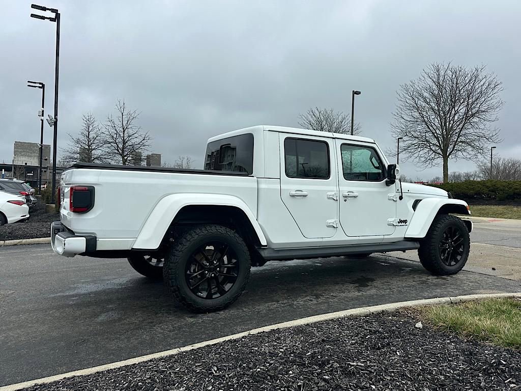 Used 2022 Jeep Gladiator Overland image 12