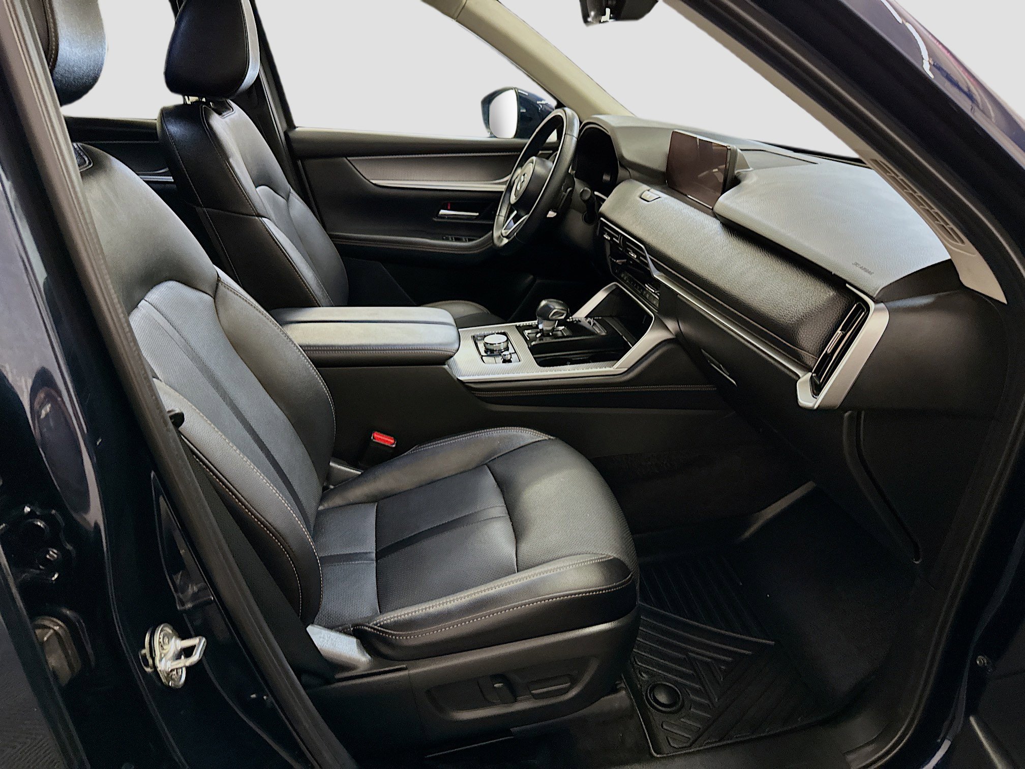 Used 2024 MAZDA CX-90 Plug-In Hybrid w/ Preferred image 35