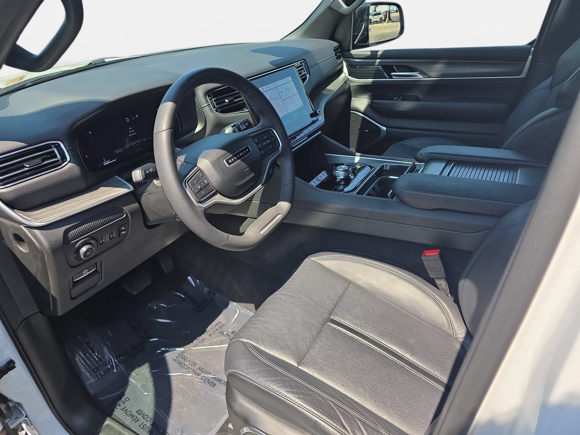 Used 2024 Jeep Wagoneer Series II w/ Flexible Seating Group RWD image 15