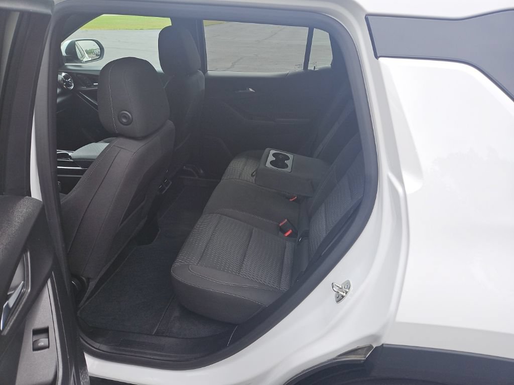 Used 2025 Chevrolet Equinox LT AWD/4WD image 25