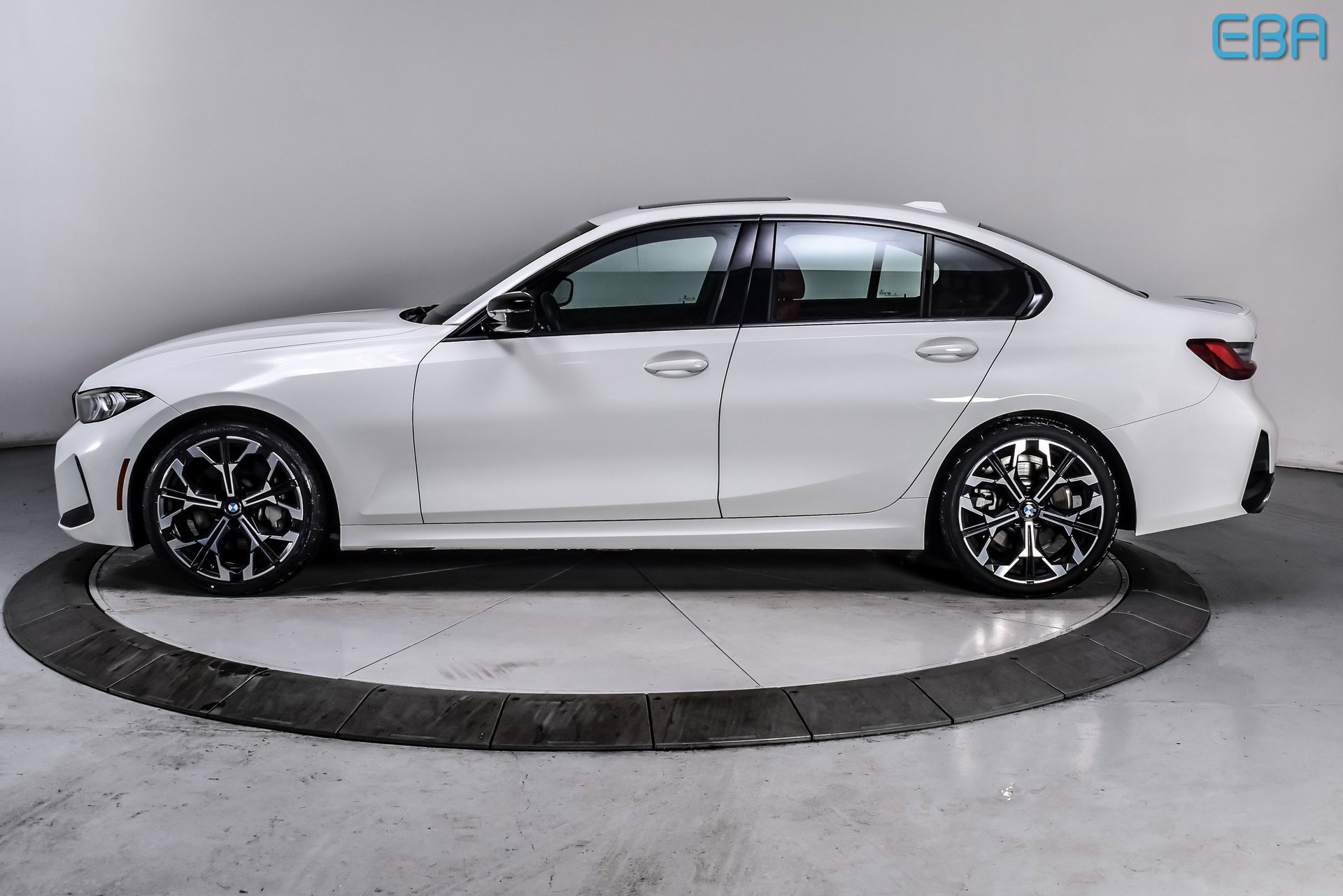 Used 2025 BMW 330i xDrive 330i xDrive w/ M Sport Package image 3