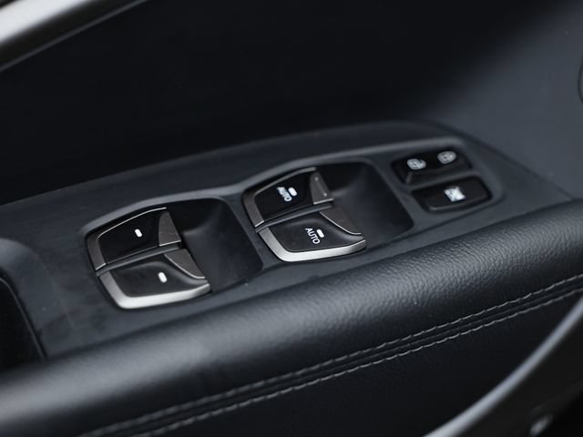 Used 2019 Hyundai Santa Fe XL SE w/ SE Premium Package 02 FWD image 16