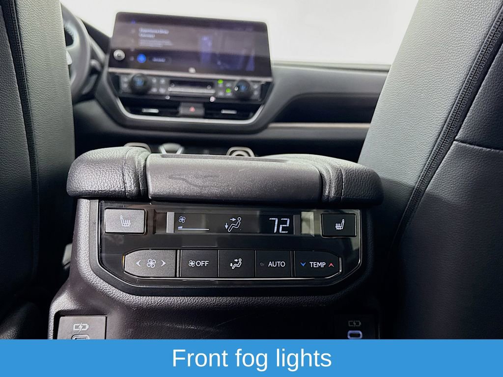 Used 2024 Toyota Grand Highlander Limited image 32