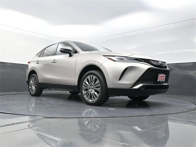 Used 2023 Toyota Venza Limited image 27