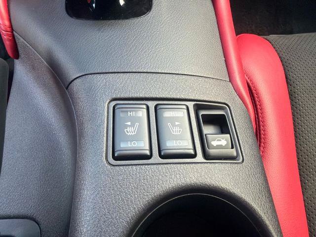 Certified 2024 Nissan Z Performance w/ Floor Mat Package RWD image 25