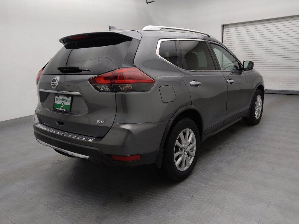 Used 2018 Nissan Rogue SV image 9