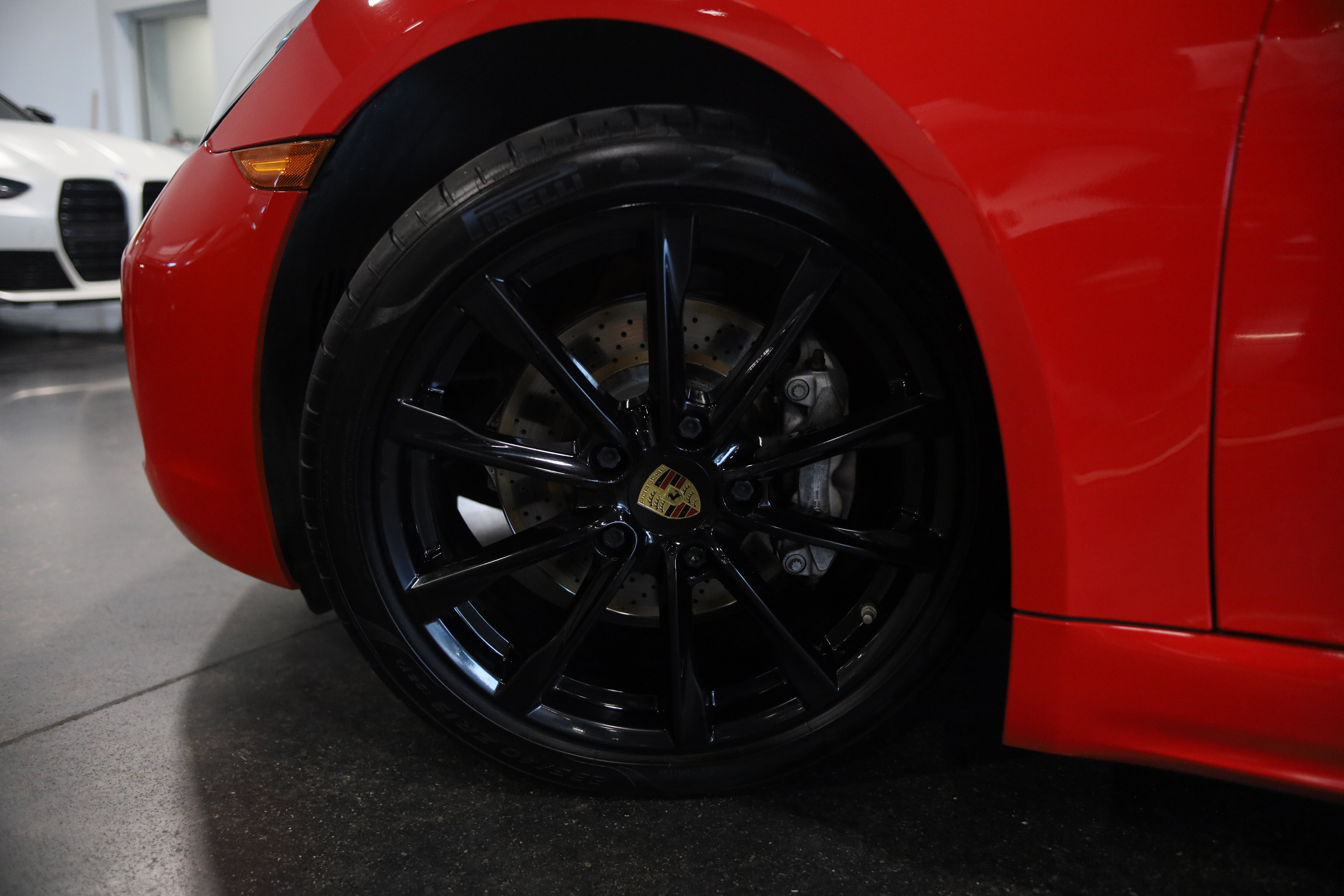 Used 2018 Porsche 718 Cayman RWD image 13