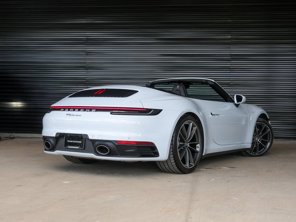 Certified 2023 Porsche 911 Carrera RWD image 7