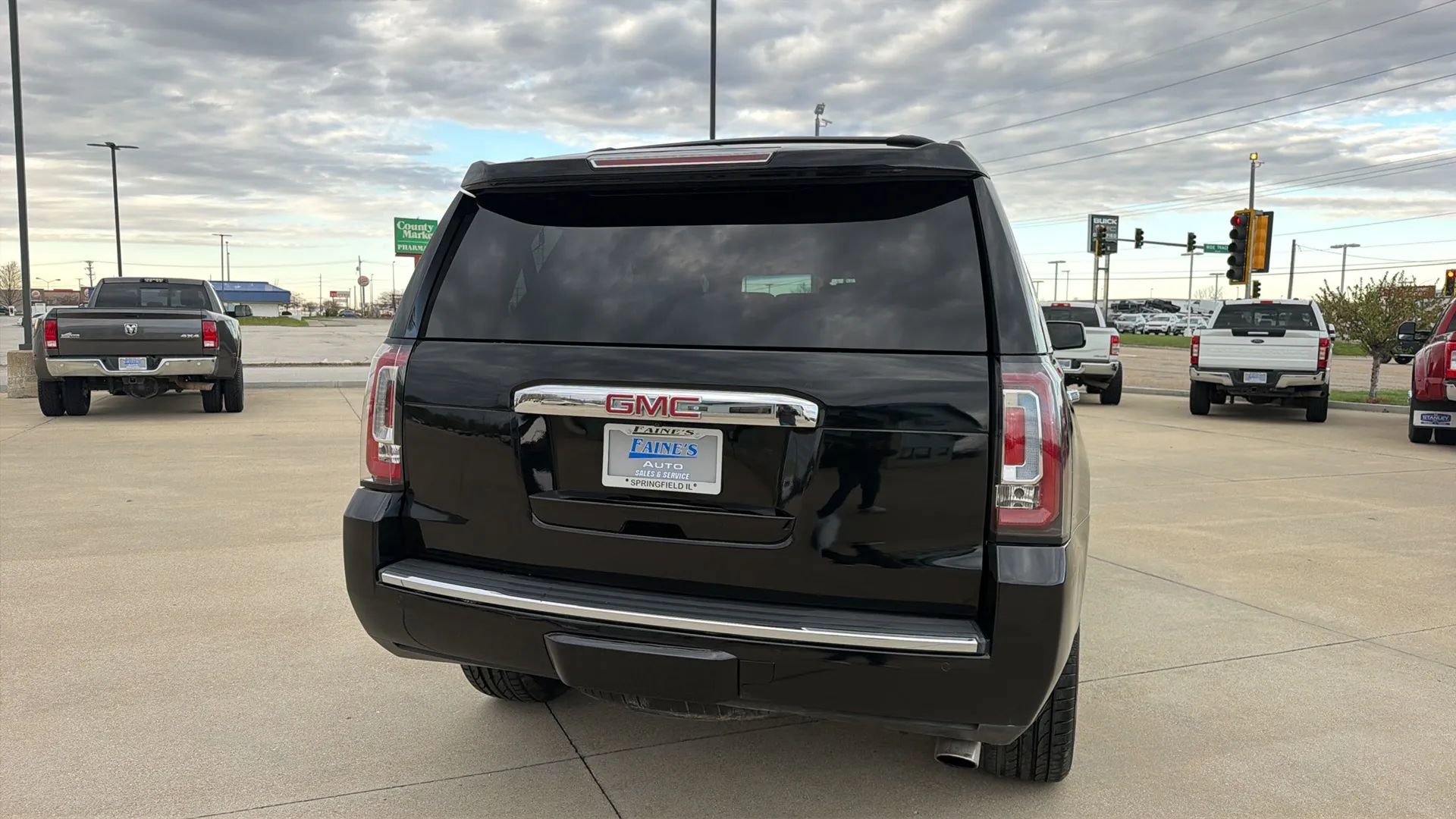 Used 2019 GMC Yukon Denali w/ Denali Ultimate Package image 19