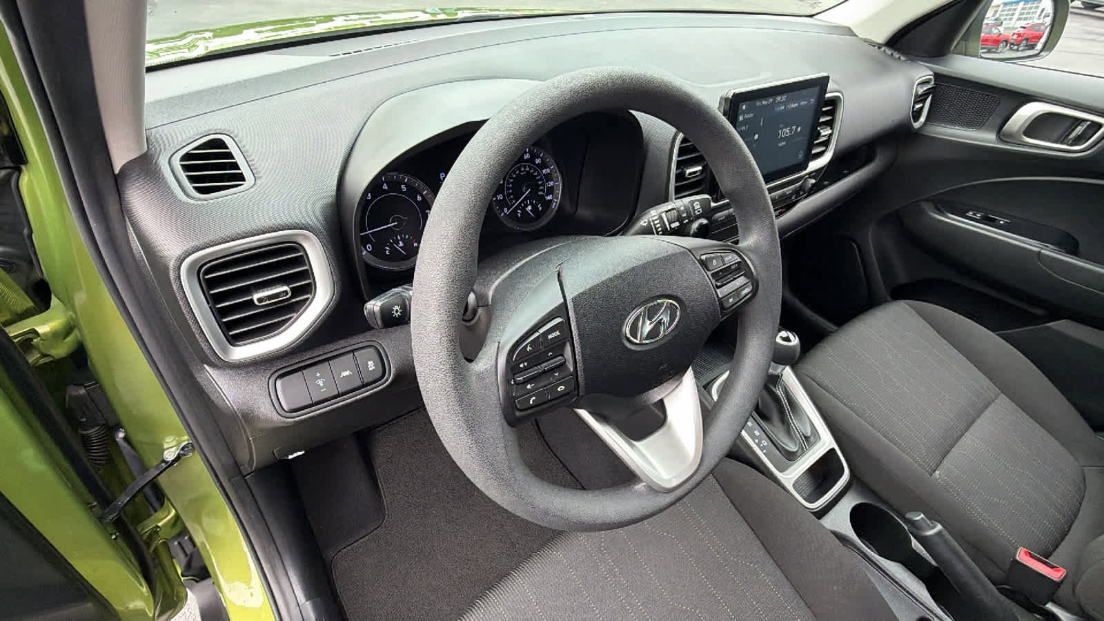 Used 2020 Hyundai Venue SE FWD image 10