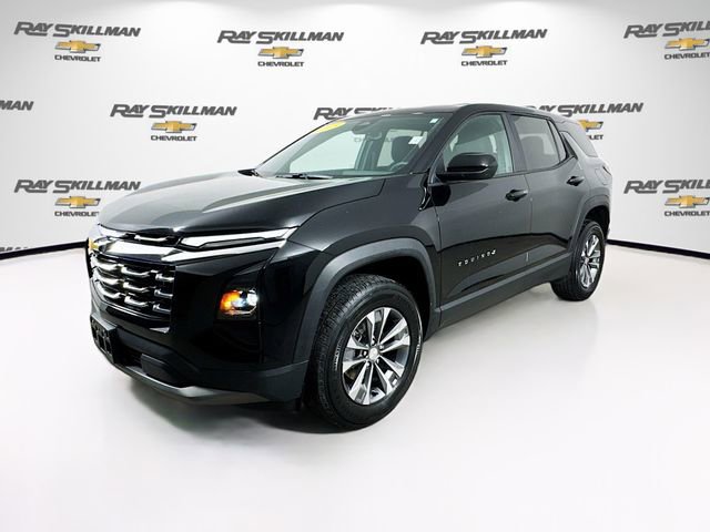 Used 2025 Chevrolet Equinox LT image 3