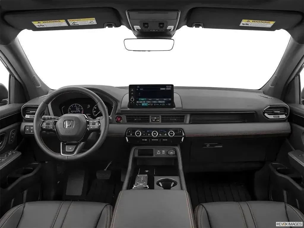 New 2026 Honda Pilot TrailSport image 17