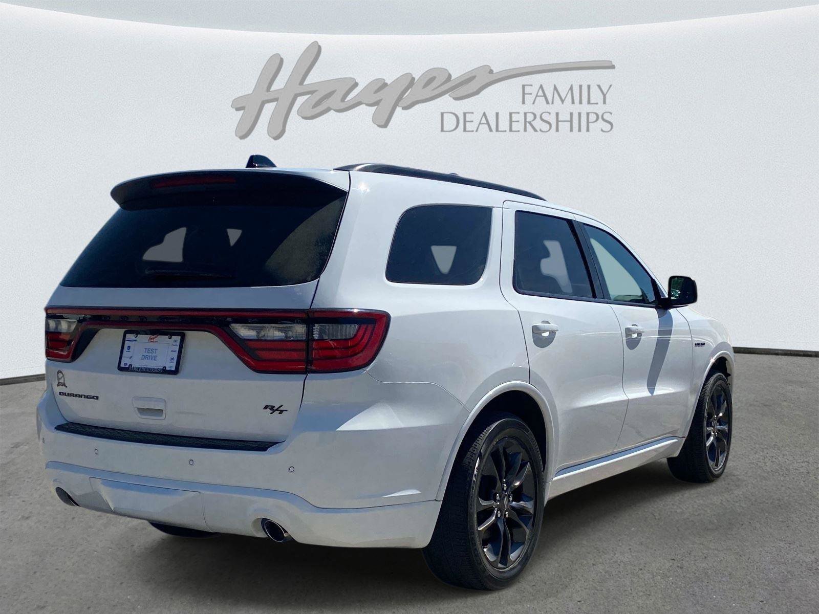 Used 2024 Dodge Durango R/T RWD image 3