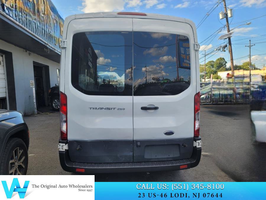 Used 2017 Ford Transit 250 148 Medium Roof image 5