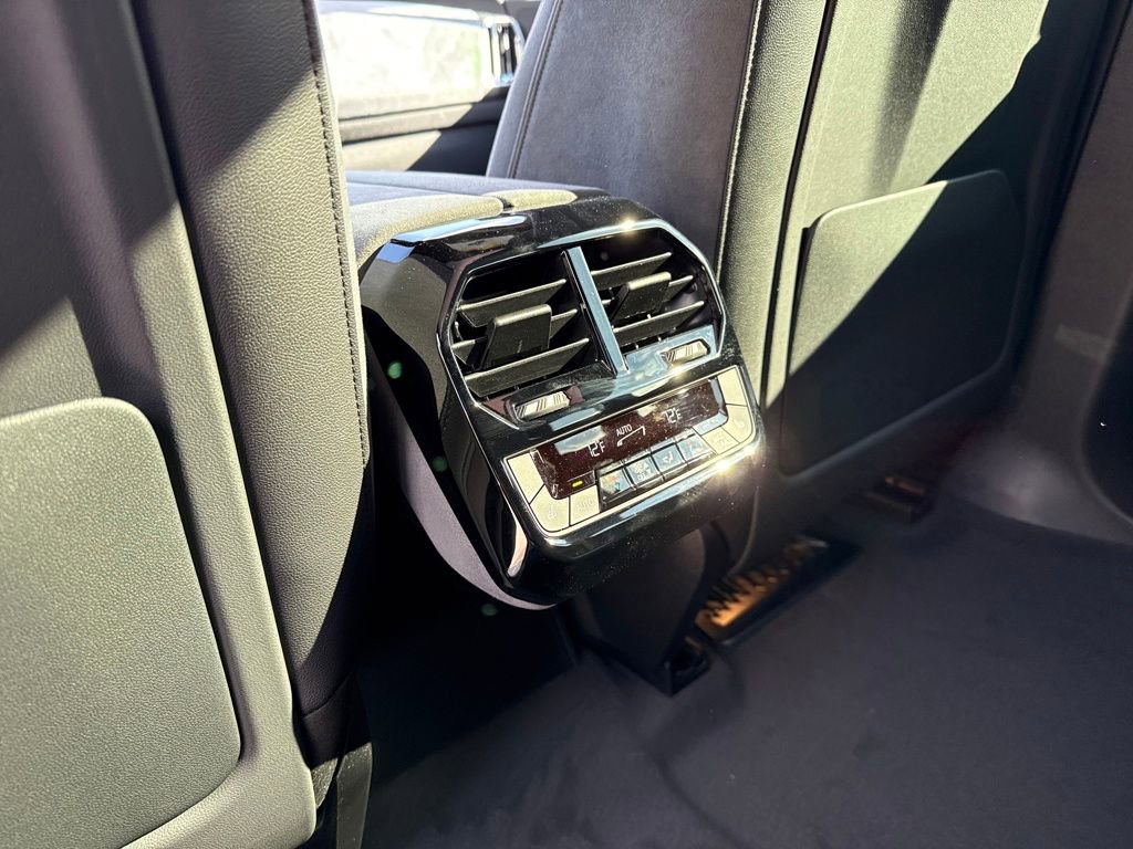 New 2026 BMW iX xDrive45 image 20