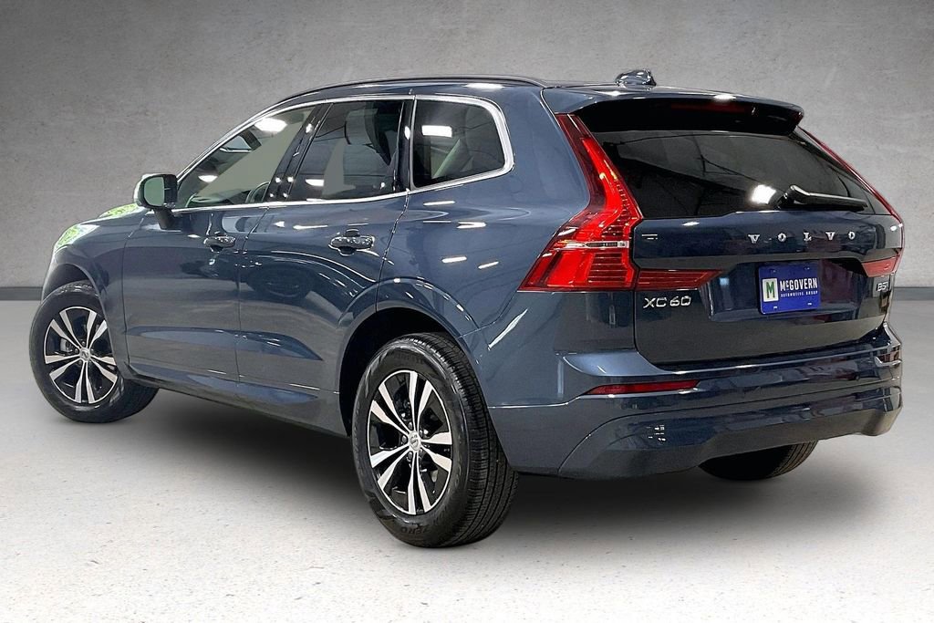 Used 2023 Volvo XC60 B5 Core w/ Climate Package AWD/4WD image 4