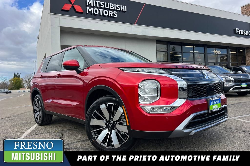 New 2026 Mitsubishi Outlander SE image 1