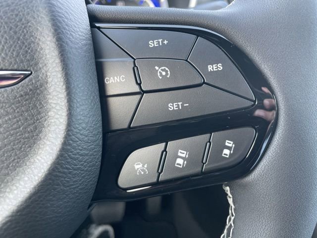 New 2026 Chrysler Pacifica Select image 23