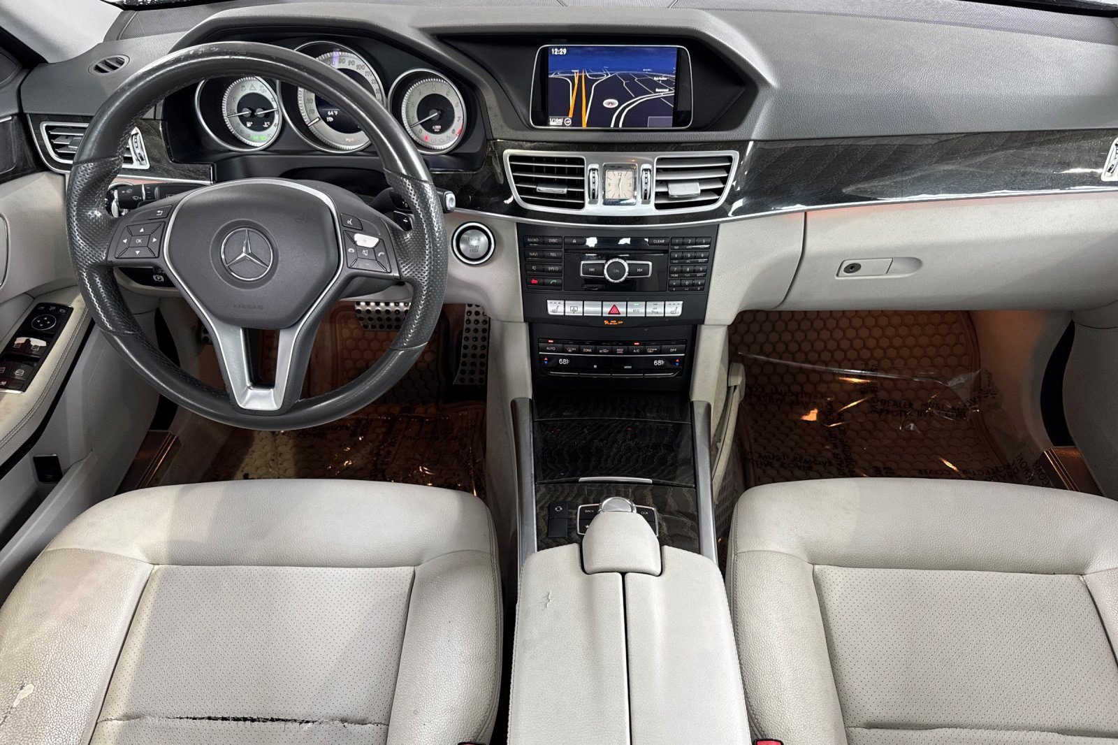 Used 2015 Mercedes-Benz E 350 Sedan image 17