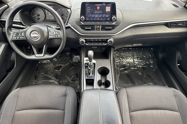 Used 2025 Nissan Altima 2.5 S image 14