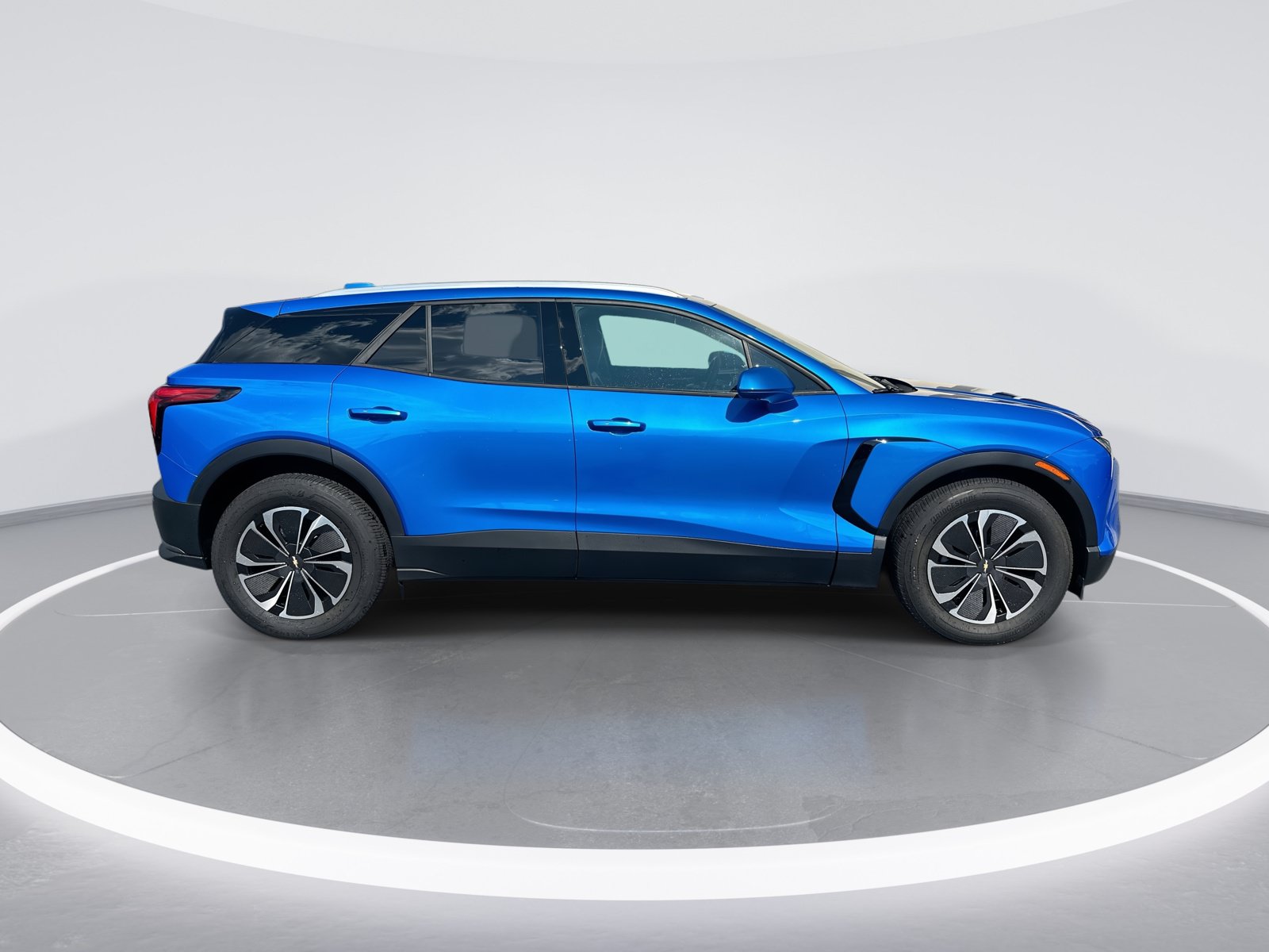 Used 2024 Chevrolet Blazer EV LT AWD/4WD image 10