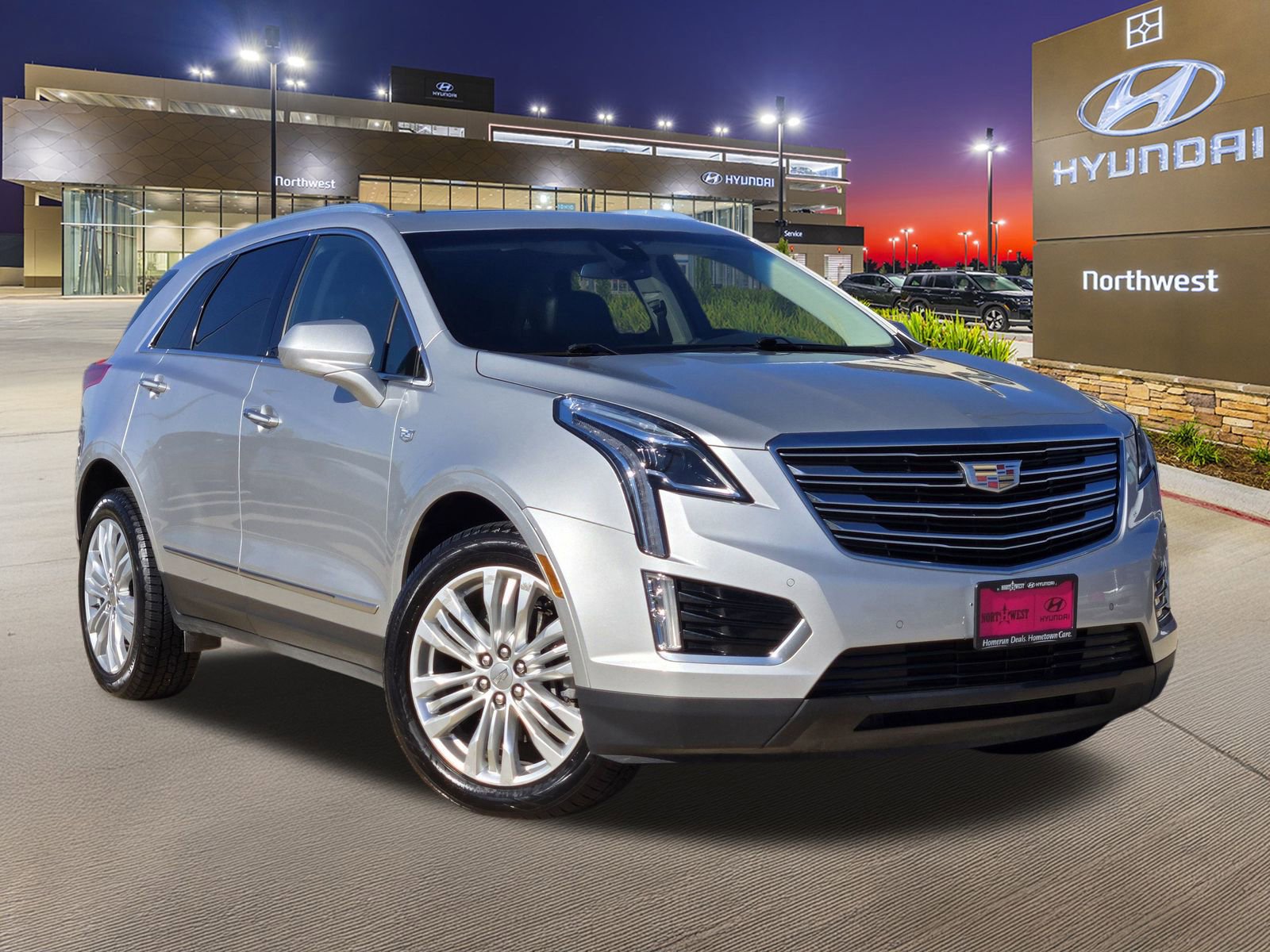 Used 2019 Cadillac XT5 Premium Luxury image 3