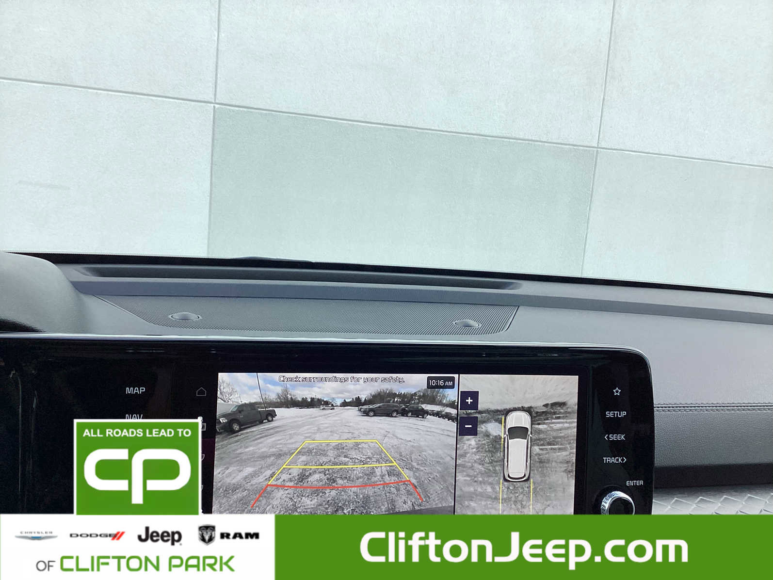 Used 2023 Kia Sorento SX Prestige image 22