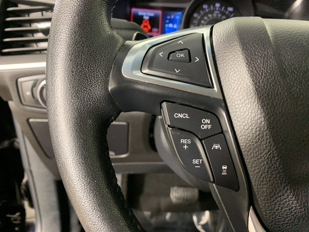 Used 2020 Ford Edge Titanium w/ Equipment Group 301A image 20