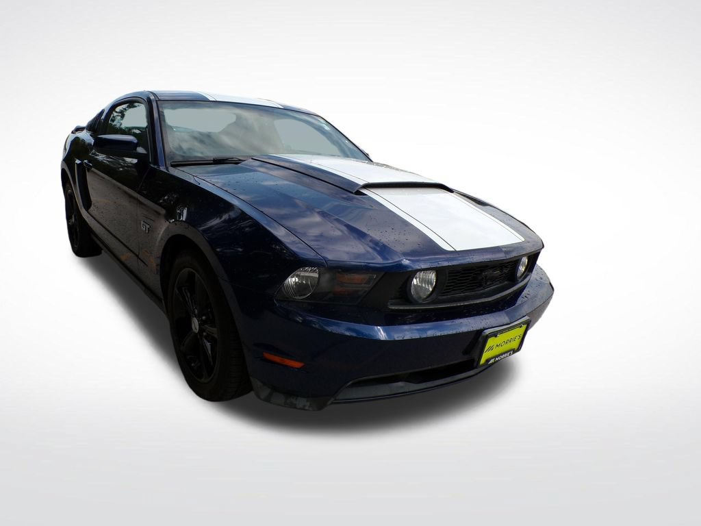 Used 2010 Ford Mustang GT RWD image 9