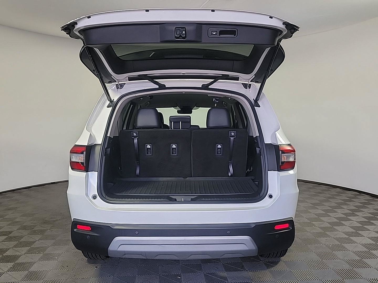 Certified 2025 Honda Pilot EX-L image 6