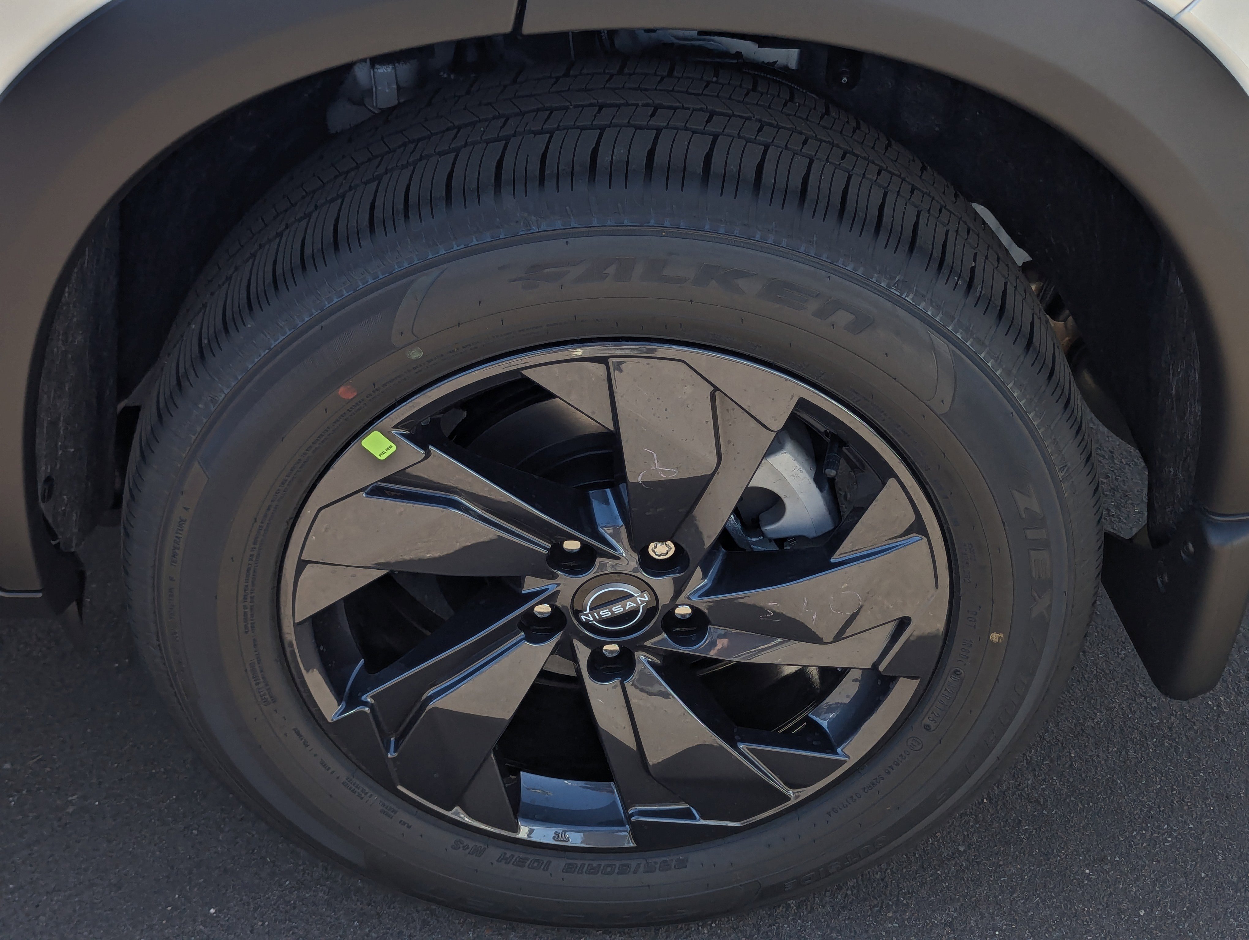 New 2026 Nissan Rogue SV image 7