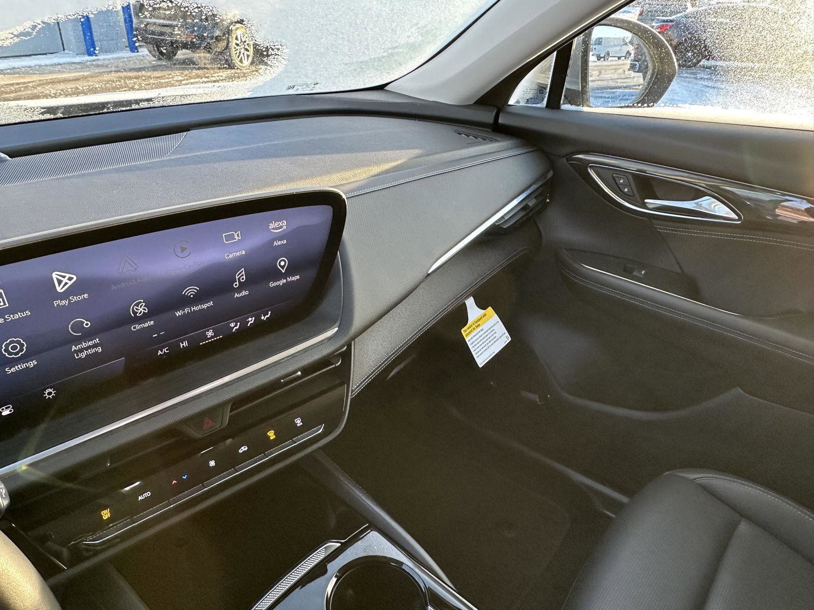 Used 2025 Buick Envision Preferred image 36